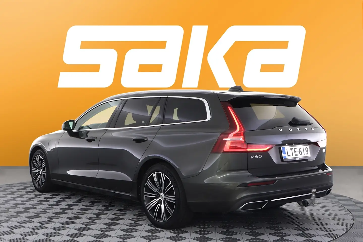 Car Image - CqILVMXiKZ7tTvpTEScW4