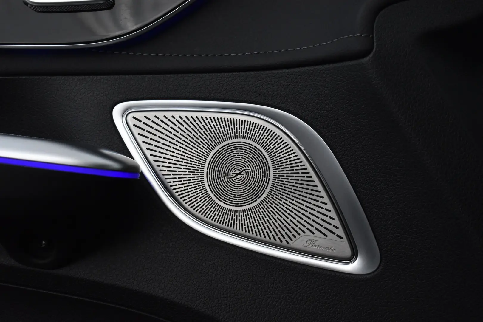 Car Image - DWzuOdhHX84dKYkYqVxia