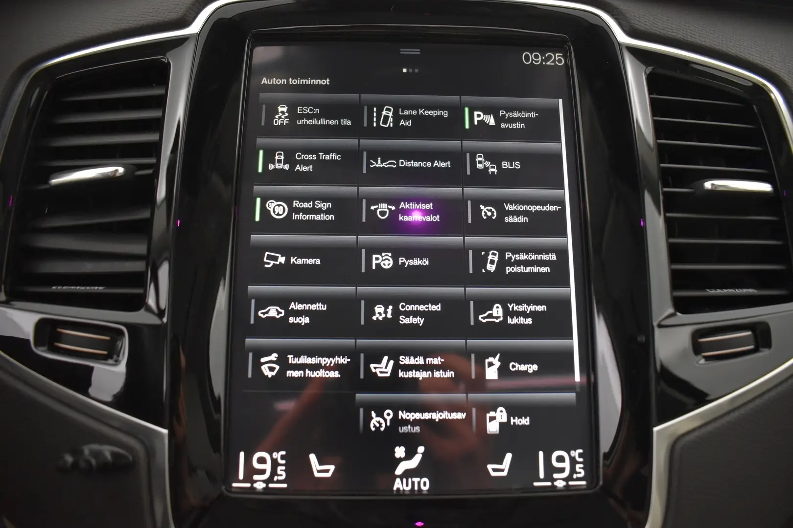 Car Image - 1fhodTMdITHVbqtBRplr4S
