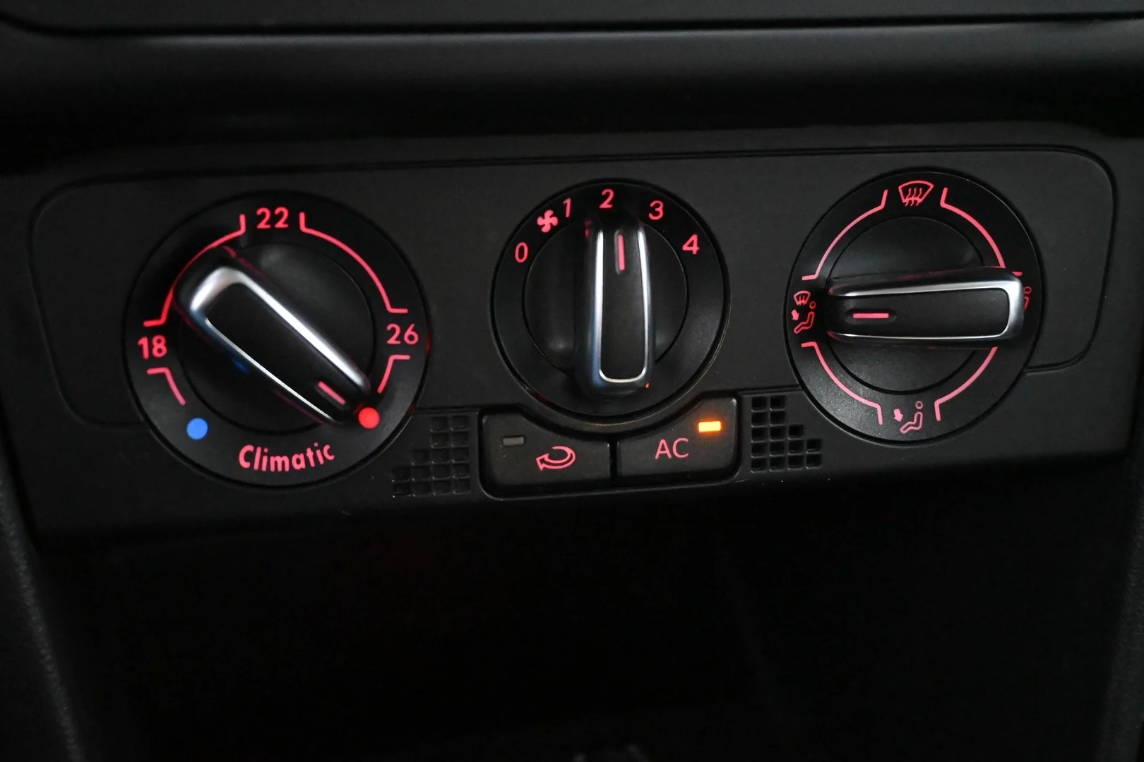 Car Image - 5u5Xg9Qo0DtEOX9bThLIoL