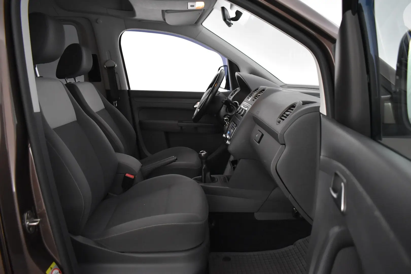 Car Image - 5Kv52Fmm6I0989h2jTfK6y