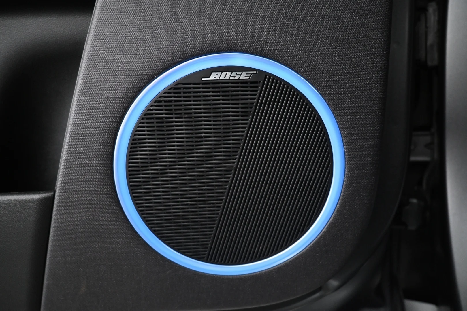 Car Image - 46uEWryf5h9j48cRdEV9U1