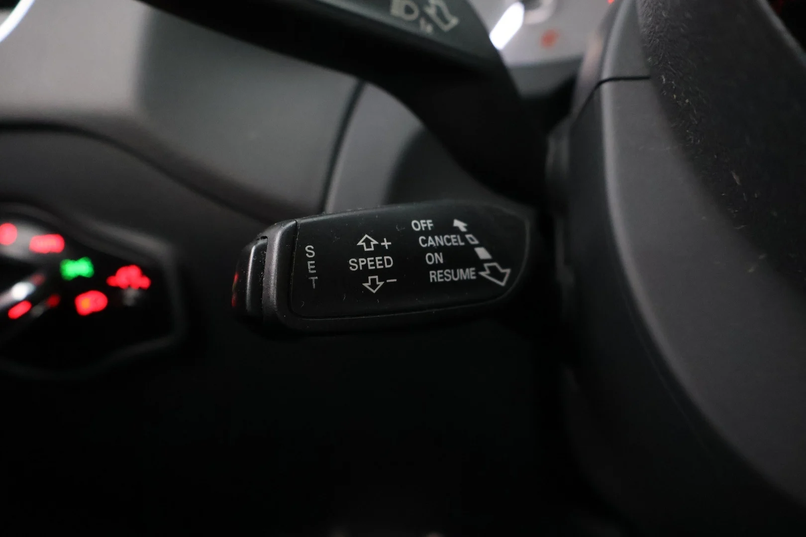 Car Image - 5FFwLYljLuaS9qavQNVr0O