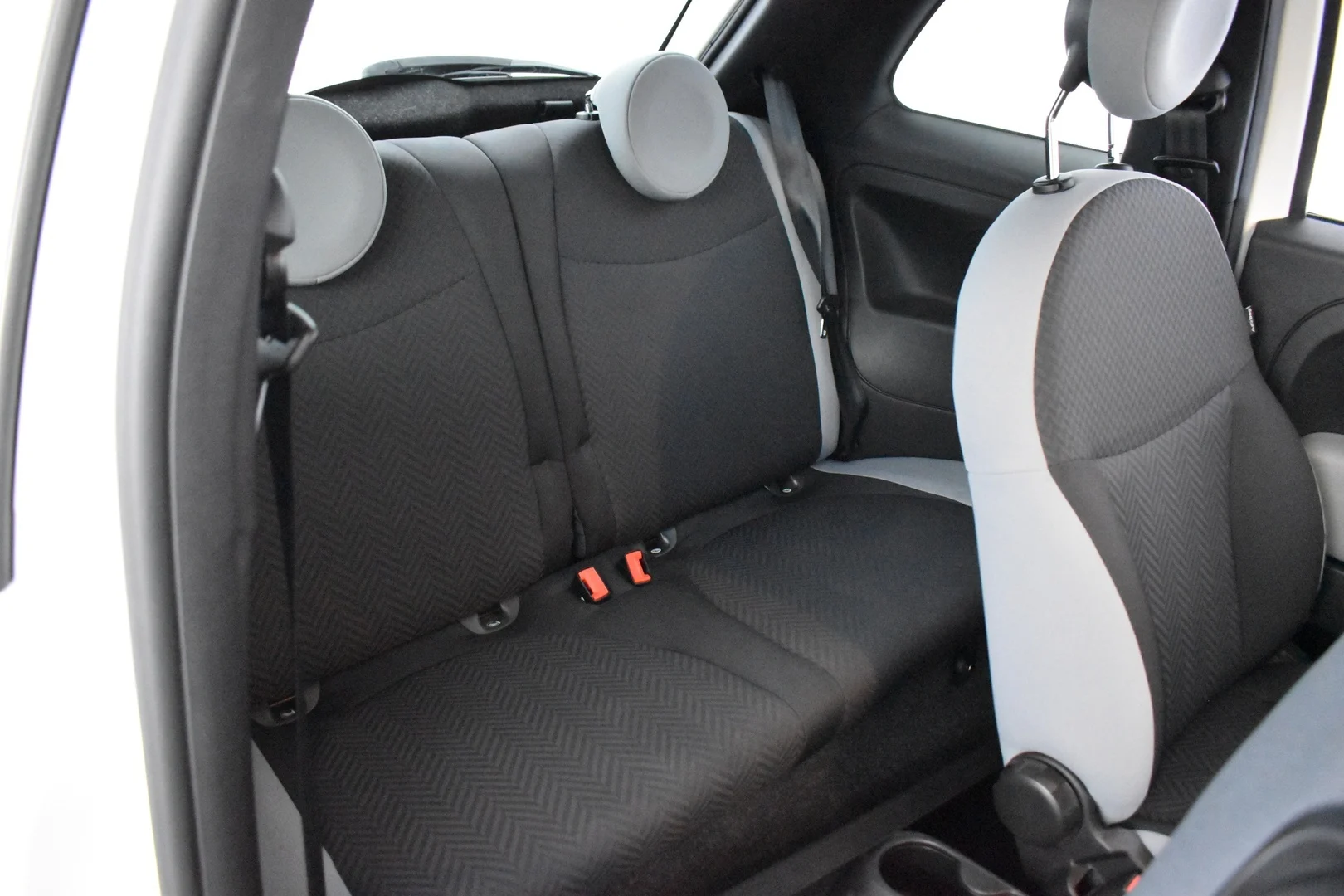 Car Image - 5Bnc0J8KgiT0DnTj2lmCXq