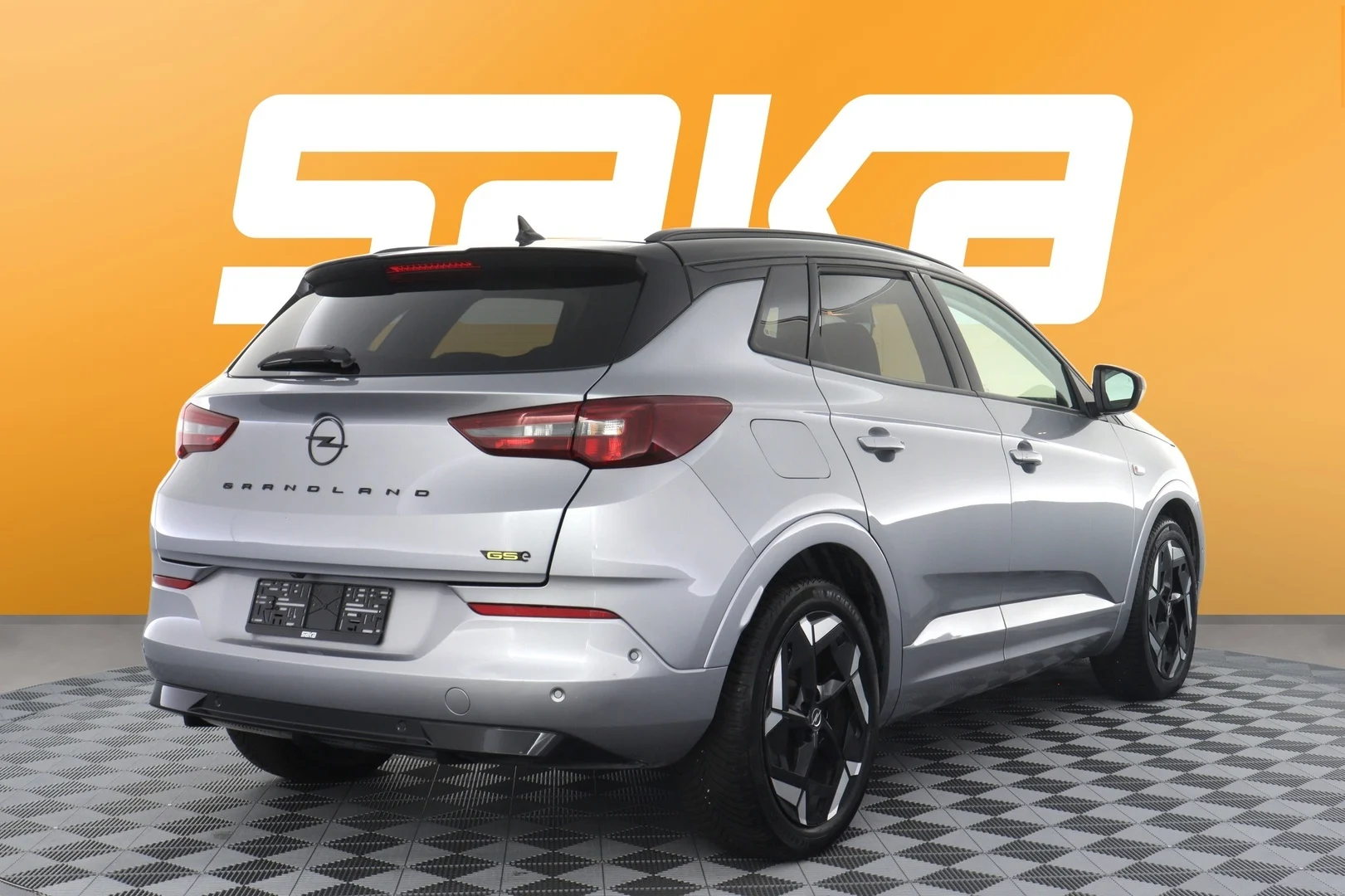 Car Image - 3taQrILPvUyrWxsc49orLb