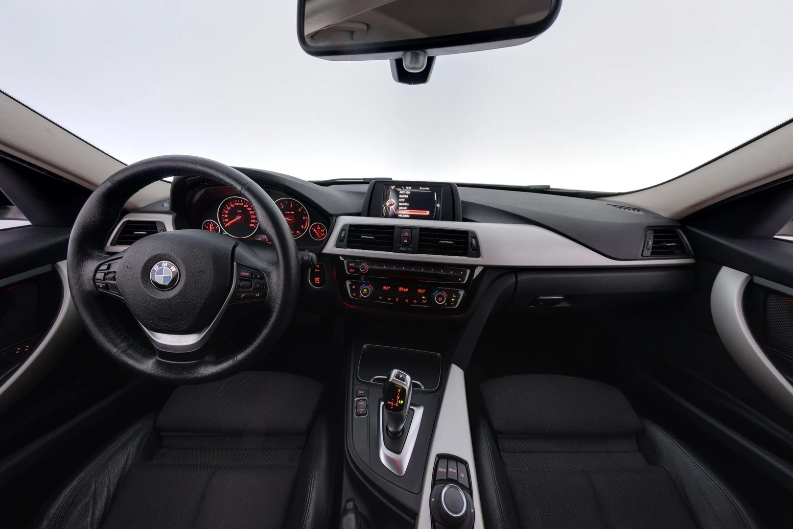 Car Image - 5cropkKPhSWPM9ZCm81oE4