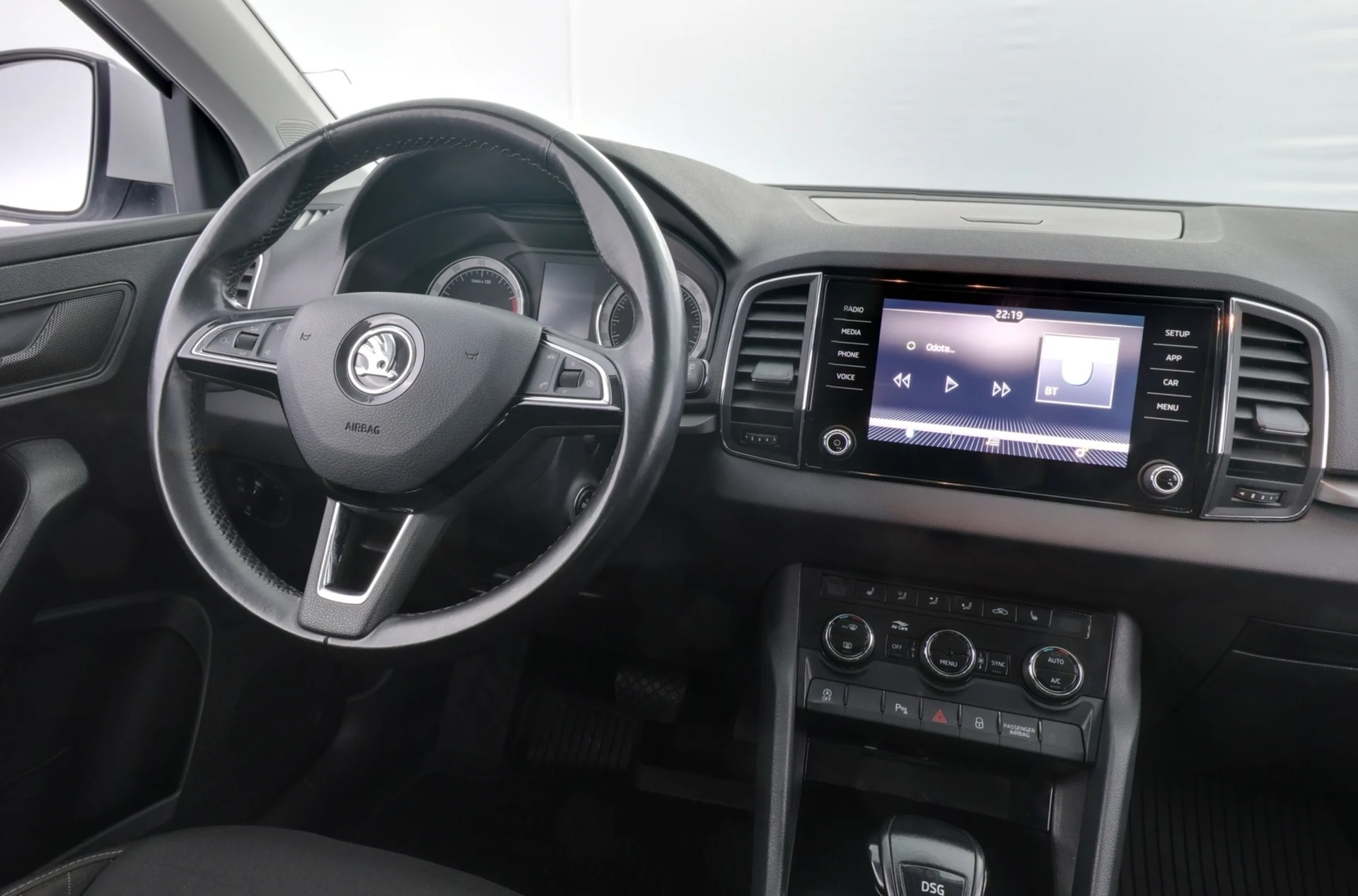 Car Image - 31d2Kky8r0bfbmi9a3x8NE
