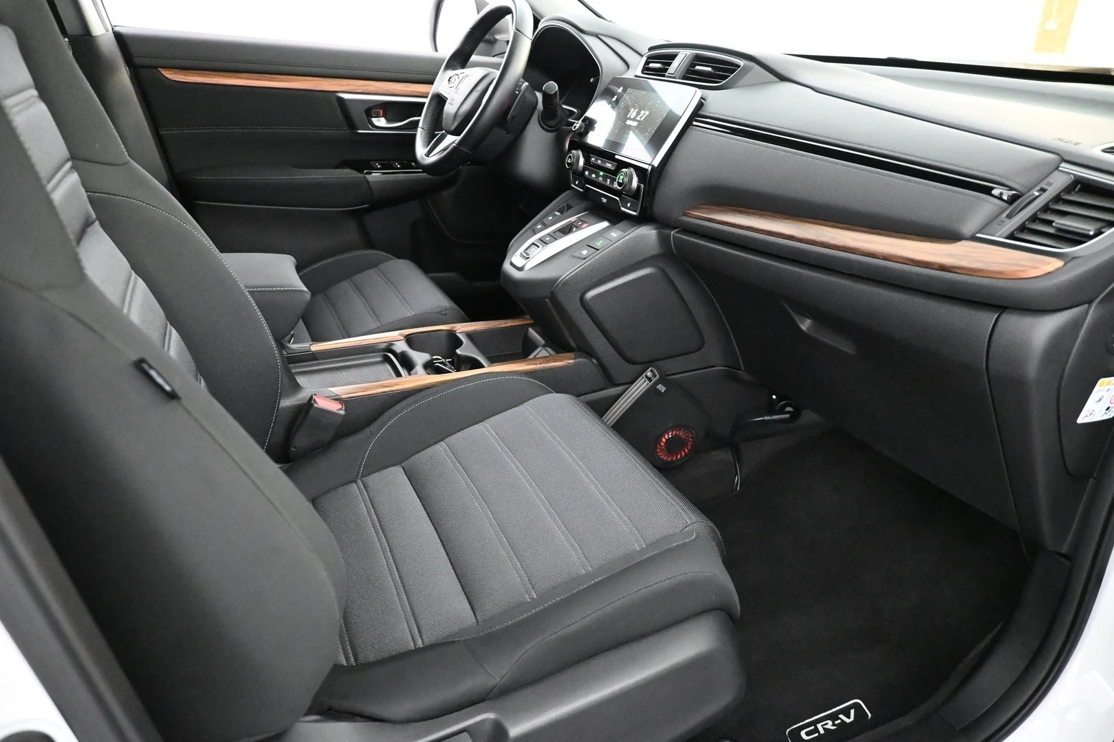 Car Image - 4B2s942IgktWgNc782bD7X