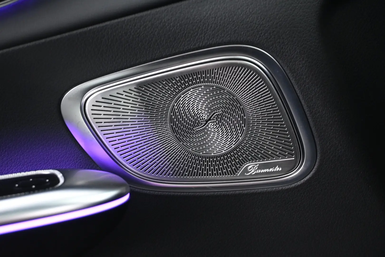 Car Image - 6u2q1bX0Dc1aU1df1JExBp