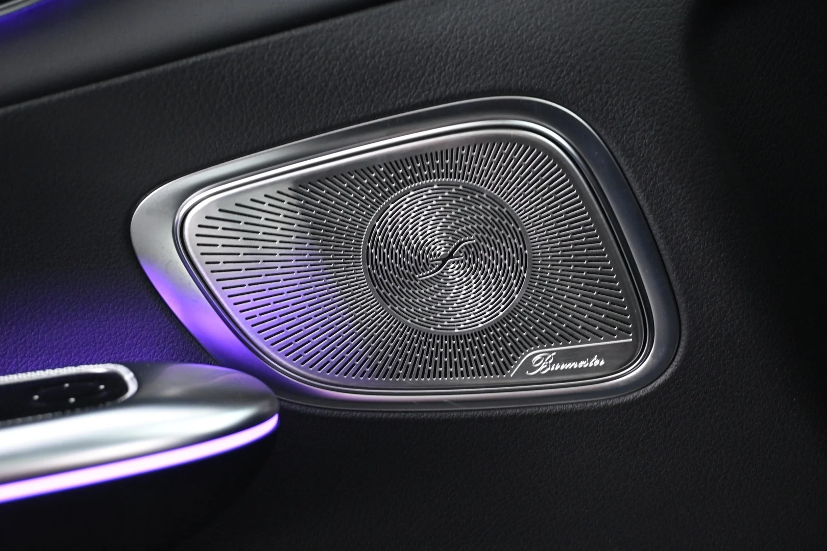 Car Image - 6u2q1bX0Dc1aU1df1JExBp