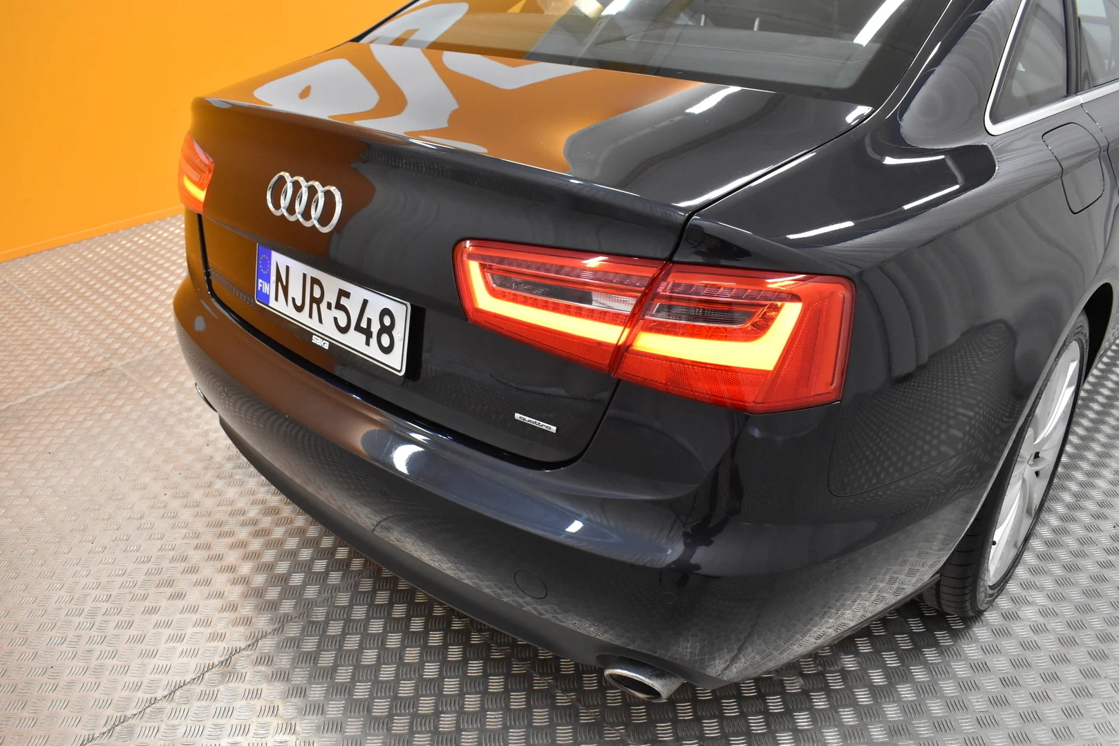 Car Image - qMDwGfU4ximJQ9WXA2FX2