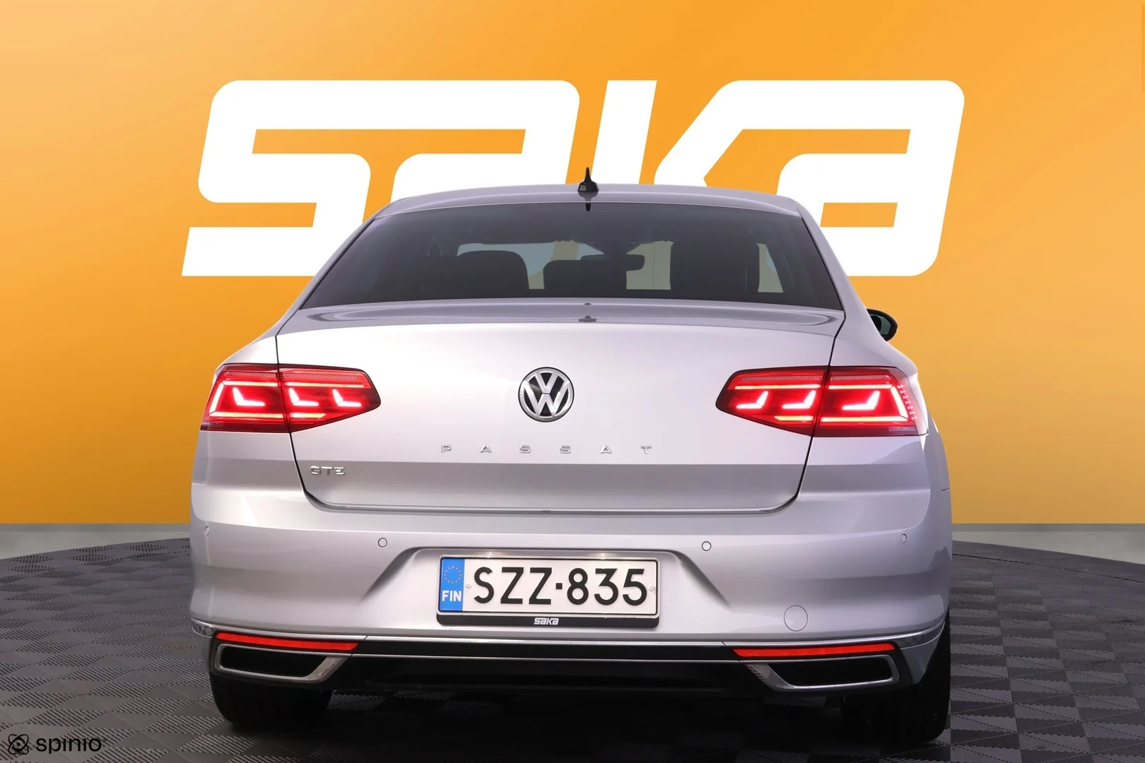 Car Image - 5nUXEul7H4xnBTfSazEEoM