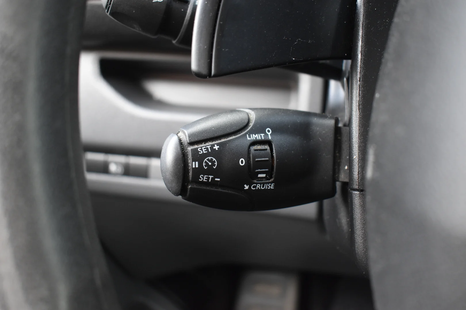 Car Image - 5Ns1yPYPUkteKdv069dFjI