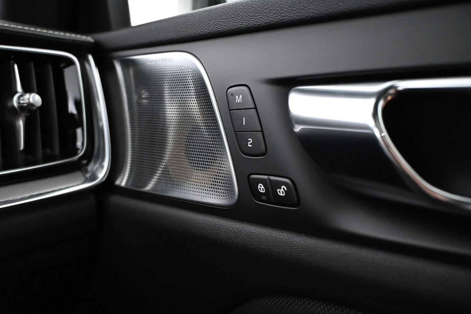 Car Image - 1EKQ5ggMUI4pq1RDsOQaEy