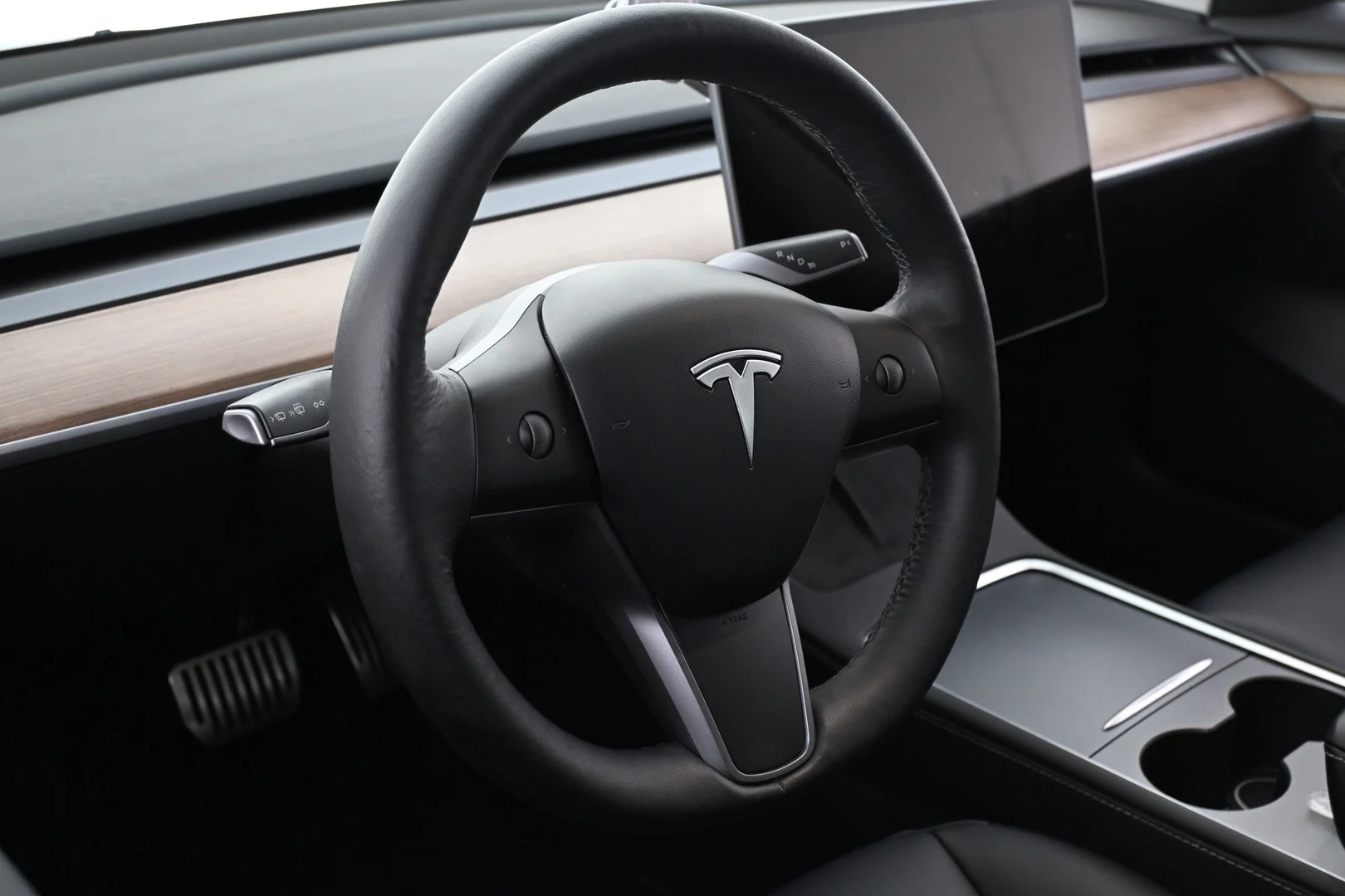 Car Image - aTYGBGQdwQMGiTFBa9j07