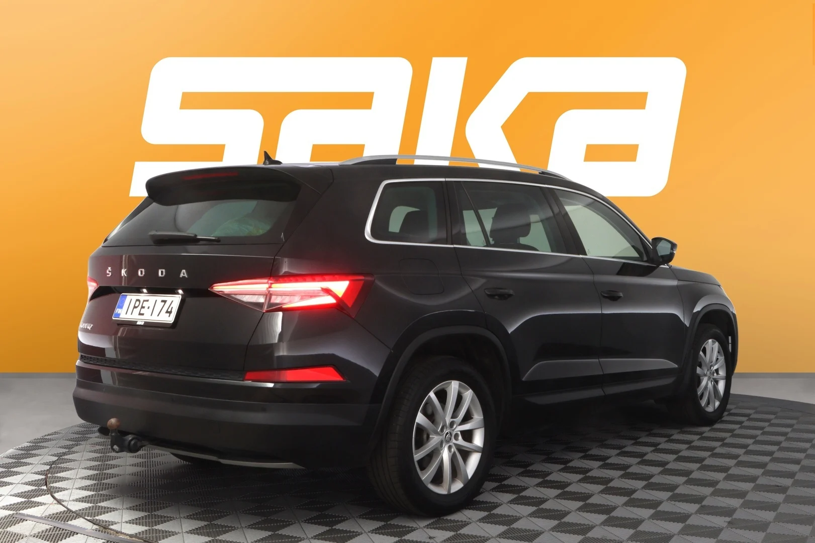 Car Image - 1ZaSqqLj9dmPGvbG4FlckW