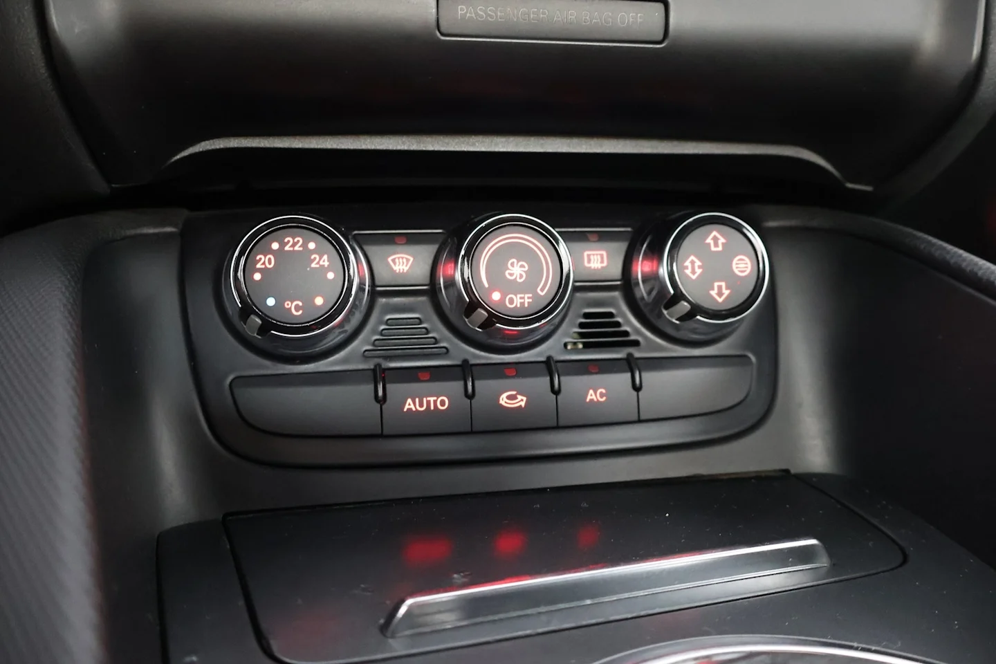 Car Image - 30B2rJoi3A6E0GQ6wg7aOr
