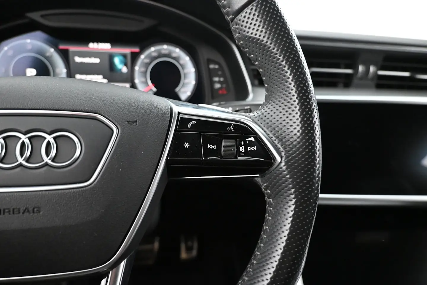 Car Image - 1py0Qttz7TFUY2S5NVBXs4