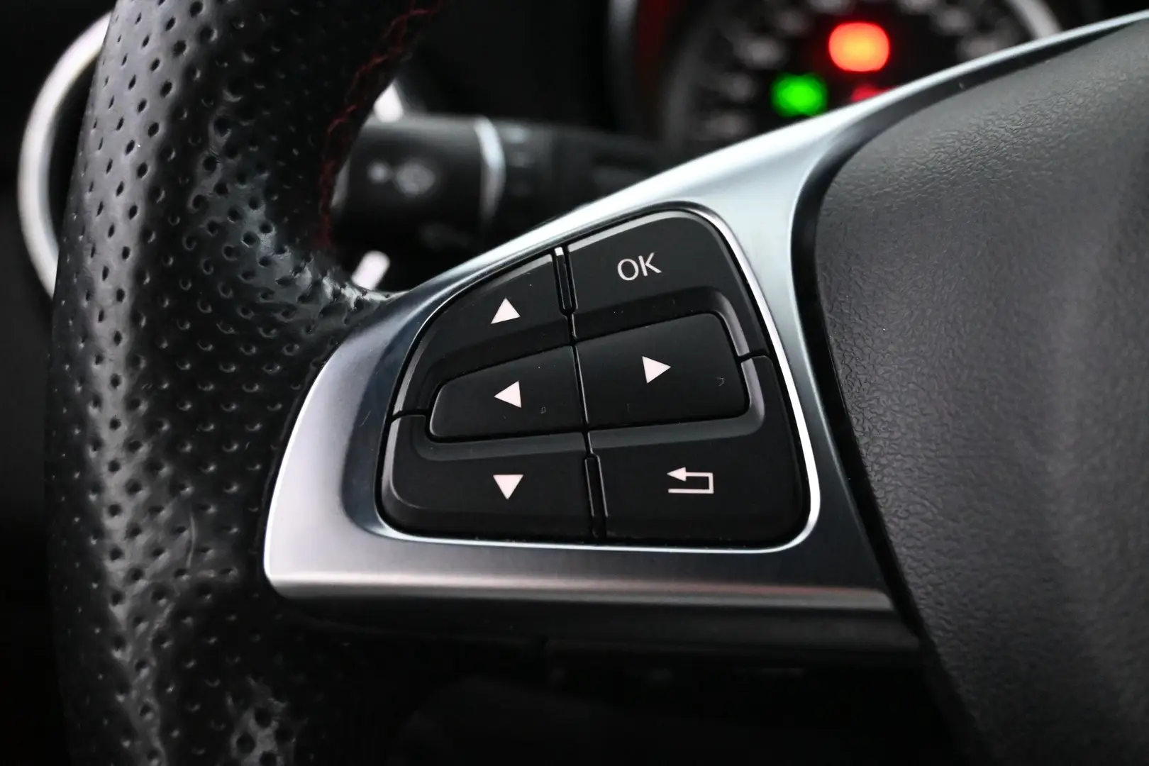 Car Image - 5b5Xga2ytzmQ3vgQAue4Rk