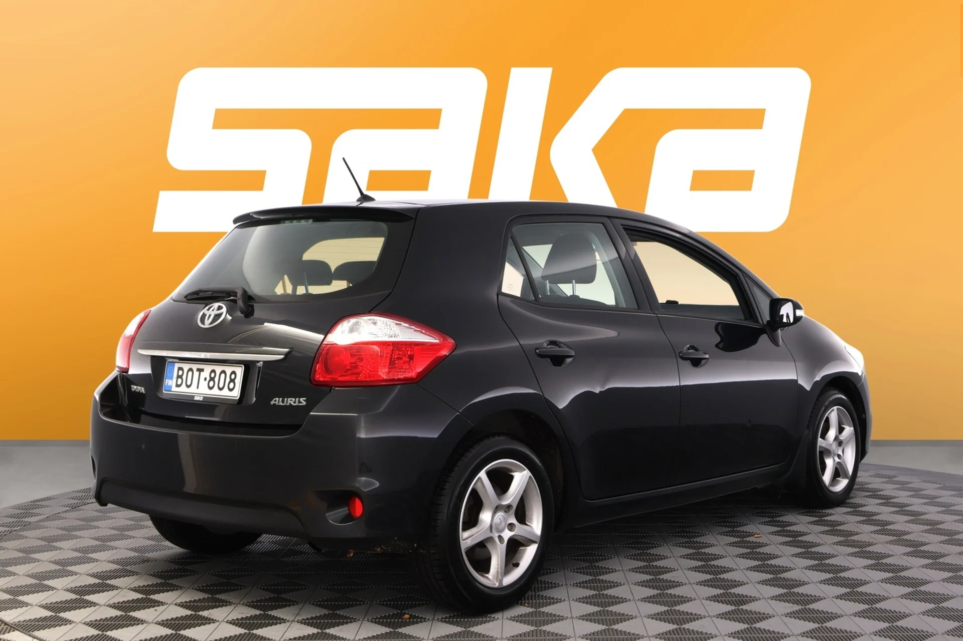 Car Image - 35st13ktpjWEps0LsOTXW0