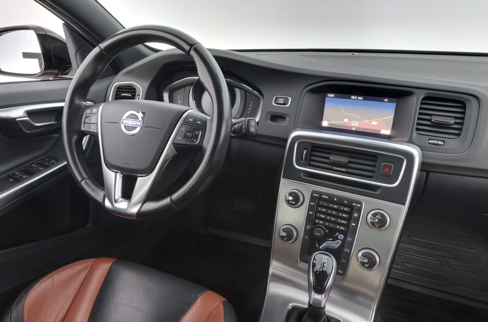Car Image - 1PFg1fOTlp9Dygn1AxzQhv