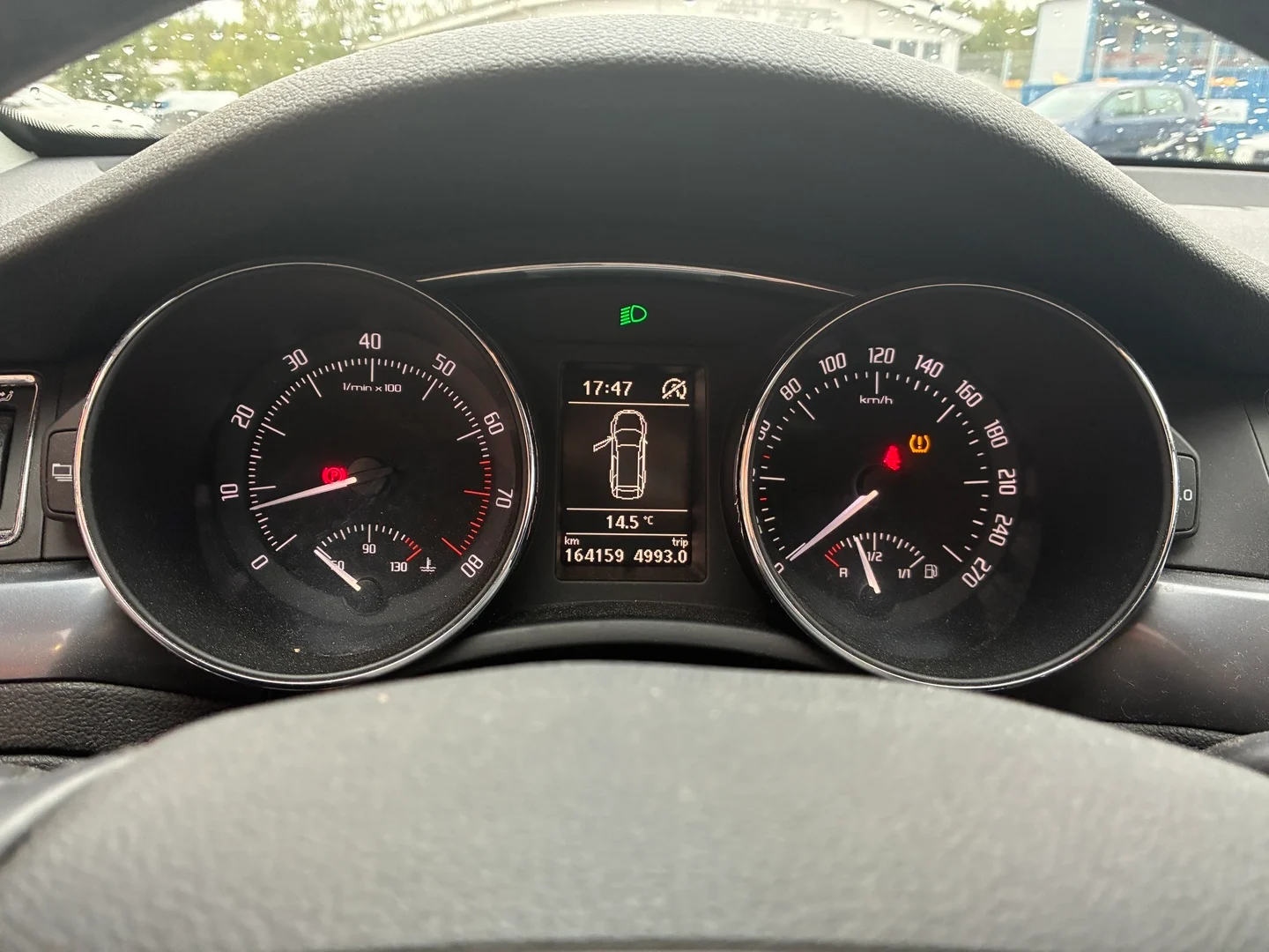 Car Image - 3U5rA9huMUjshNCUg4llmI