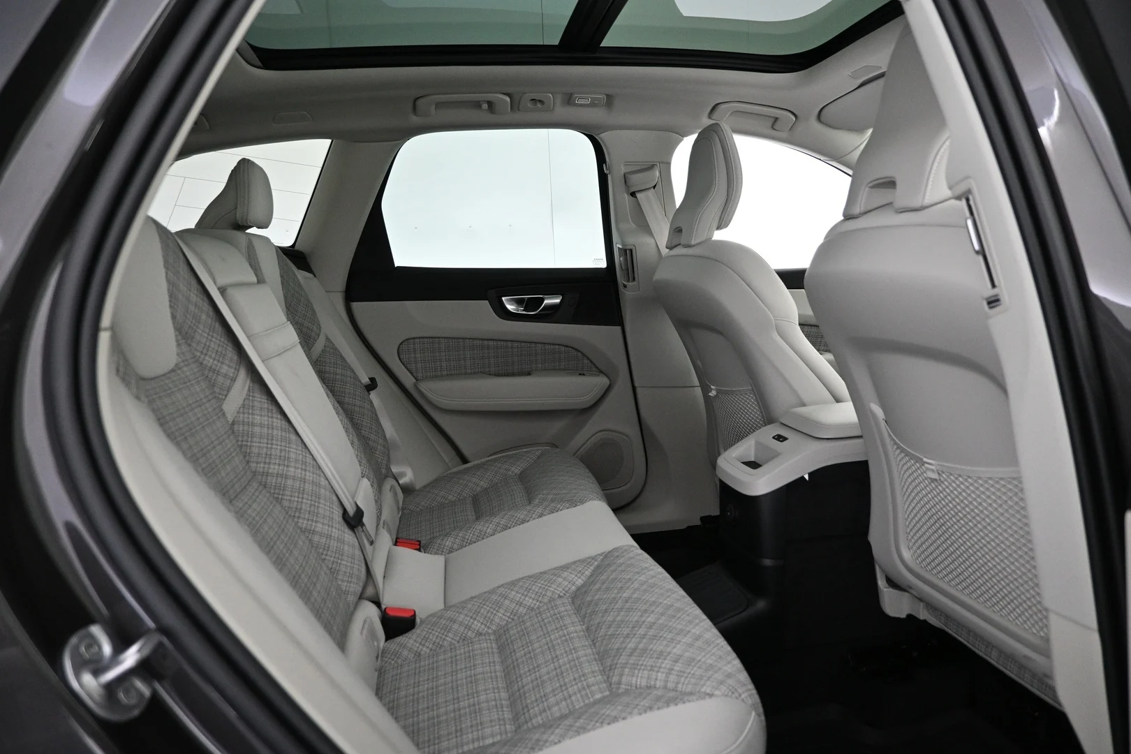 Car Image - 621FMRYXPpgxaiUq0tdUYc