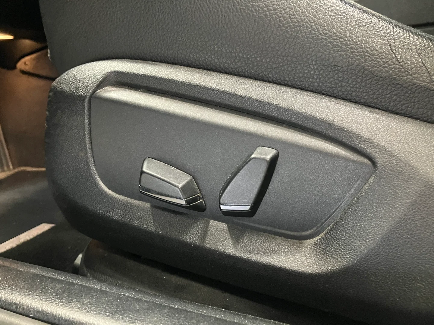 Car Image - 2UiClwJ87Q3DQp3NtMkqHR