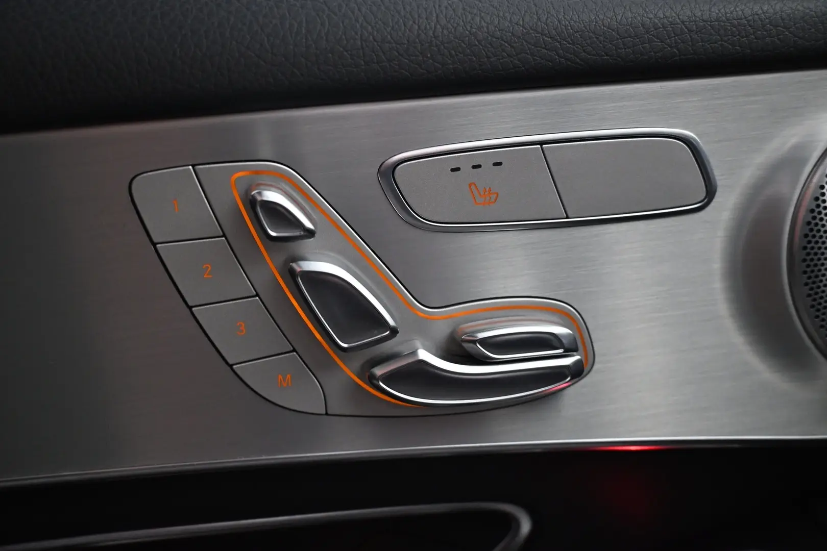 Car Image - 3wmISW7nQ3JaingS0z8Kz6