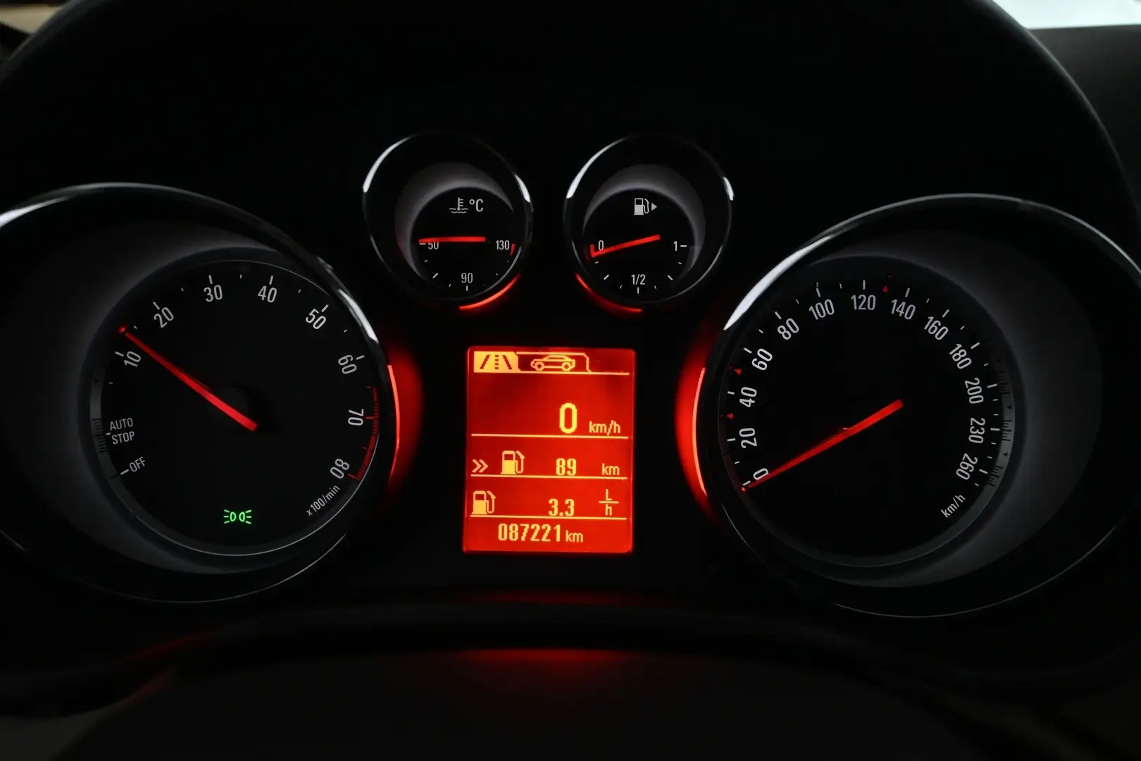 Car Image - 2IpuVD1ezPe0rUFaXTan5K