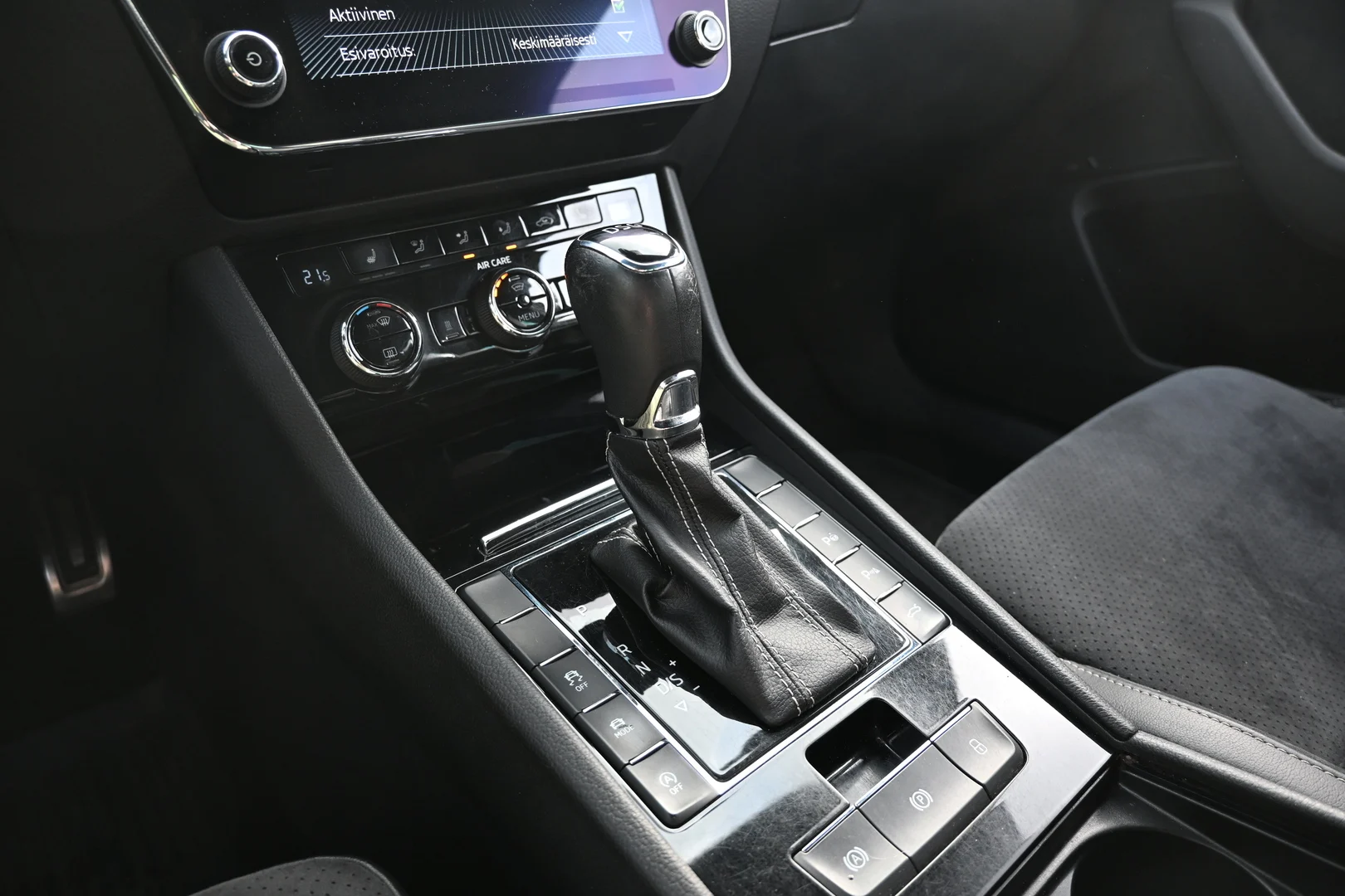 Car Image - 7h3yhLJrQbtcyubHcItx7m