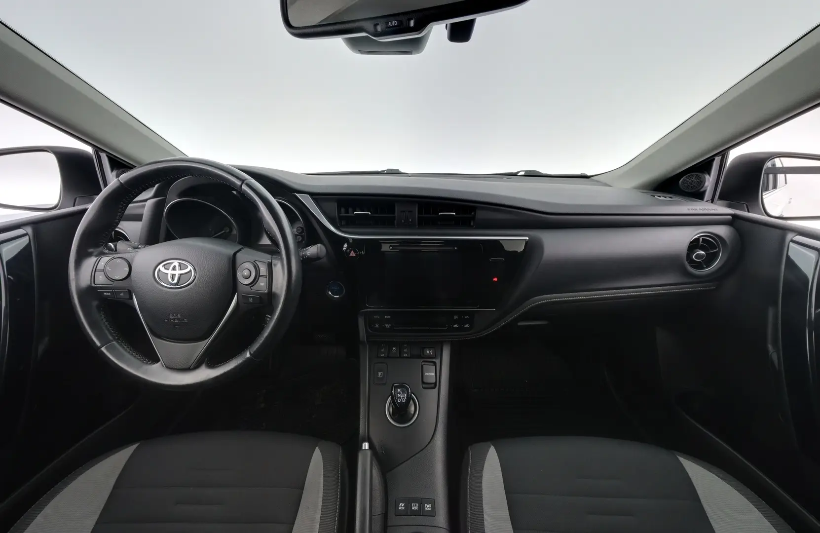 Car Image - 6WVSG3e99UhOYJ8idpoFnw