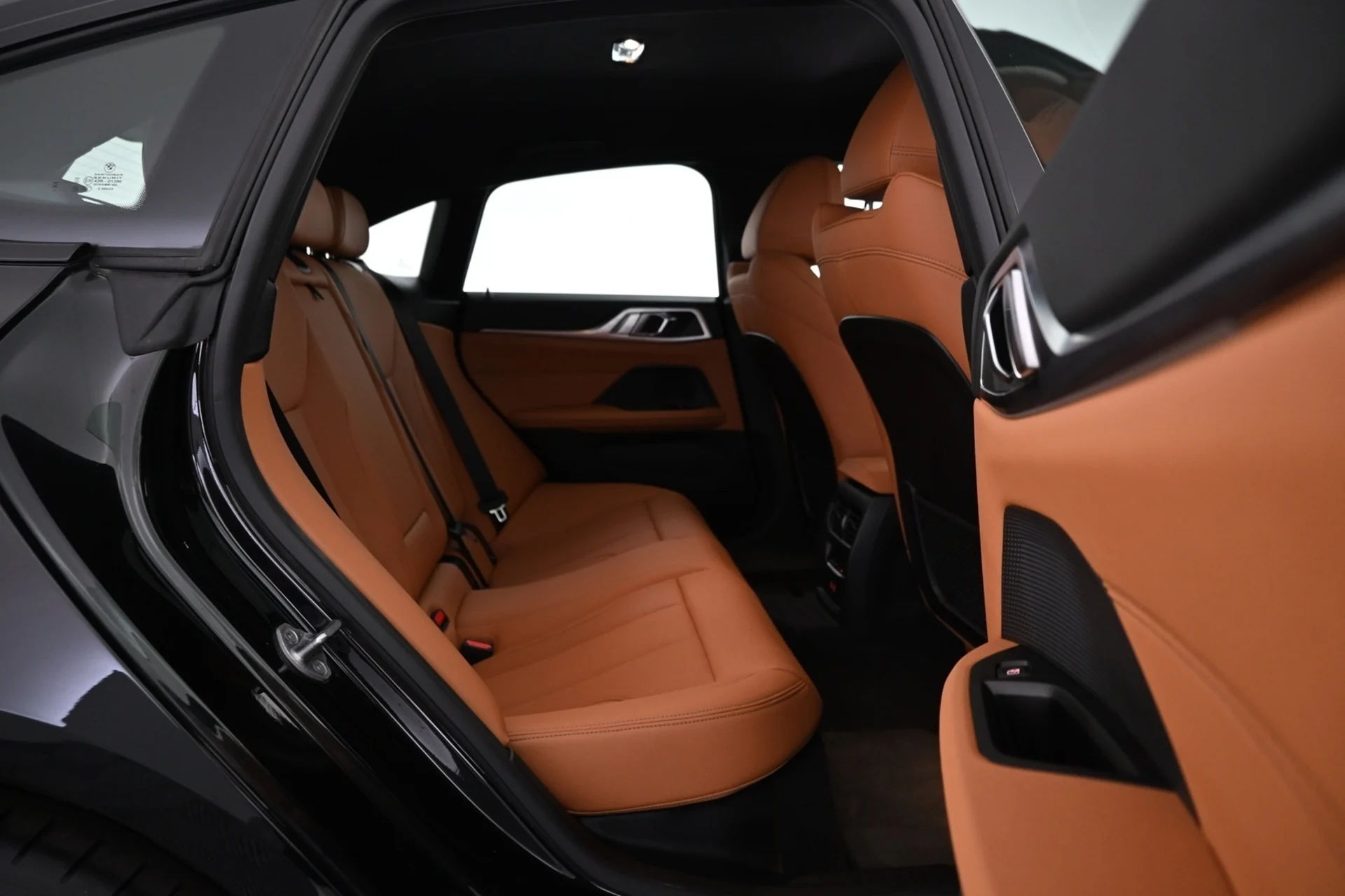 Car Image - RSFJt1OeZxELJB30wqBzY