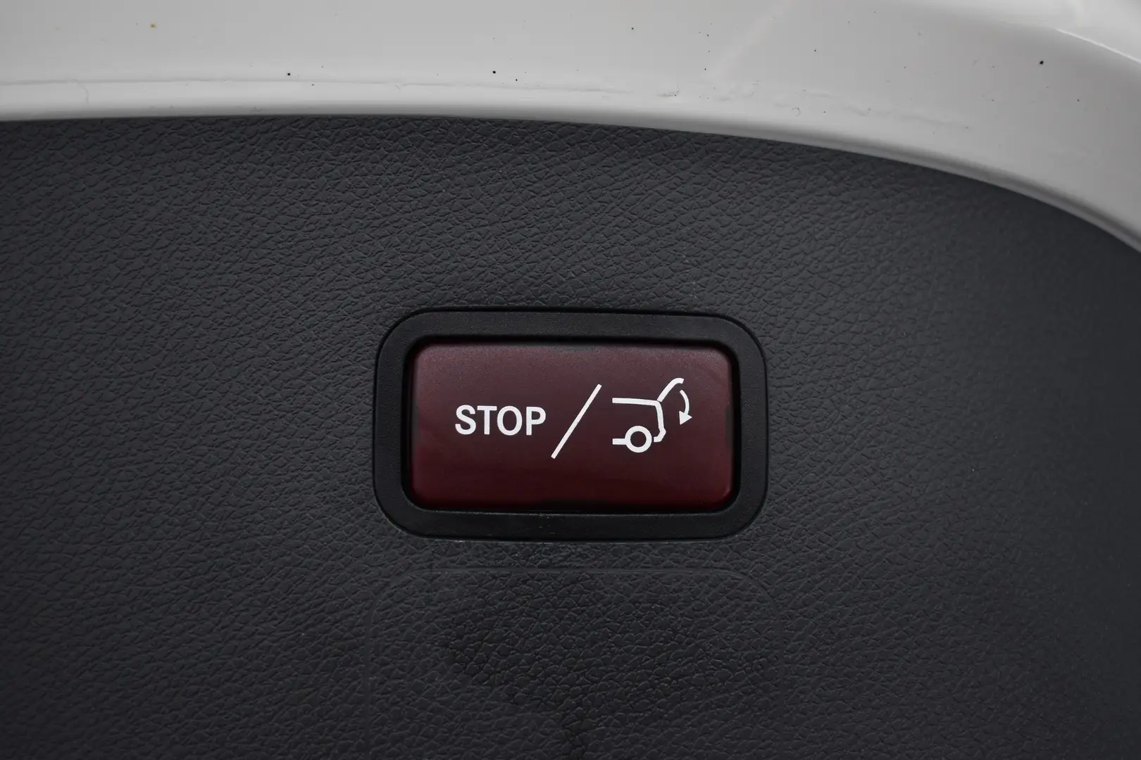 Car Image - 7p4s3XzLbI2Tdi8Lsf3Wow