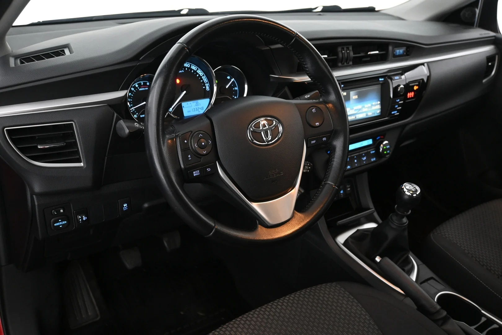 Car Image - 760EdOZdbvPjGBcDzxnoob