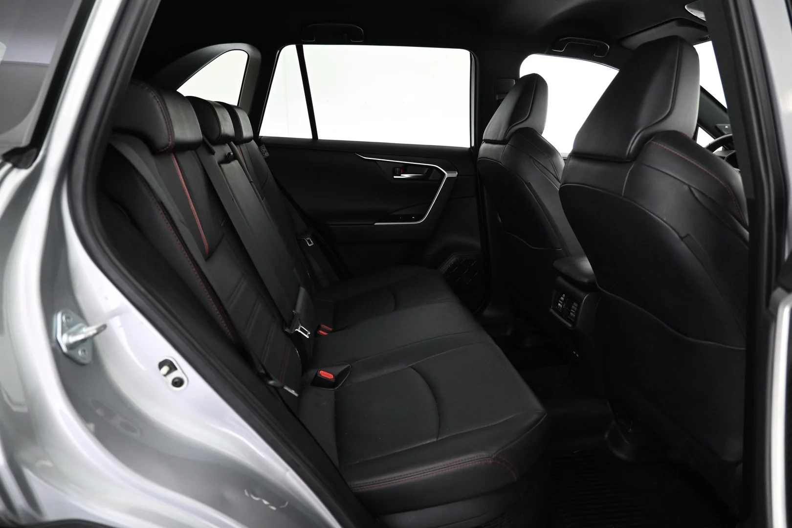 Car Image - 4adPdi3xSNplfaJJUQ9D8Y