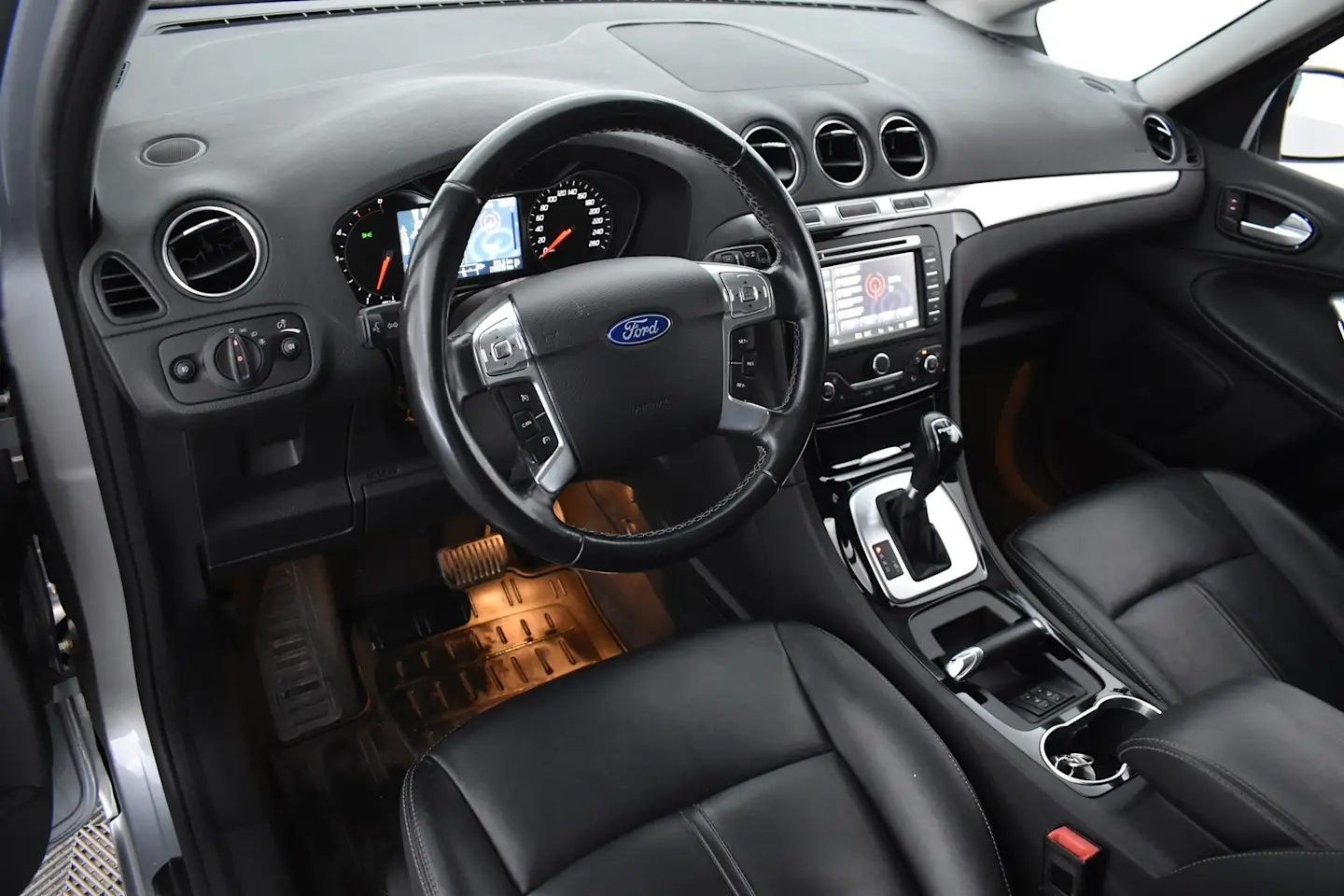 Car Image - 7iVr6pigFUO50688tdh7Tv