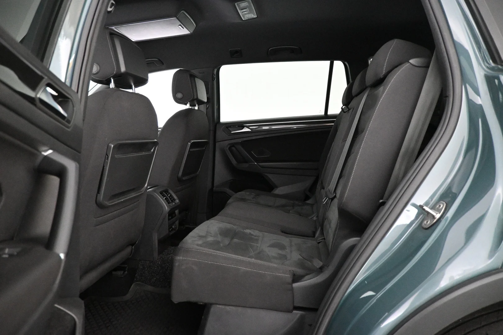 Car Image - 2rKD59vqn5oxNXq1qvcZZr