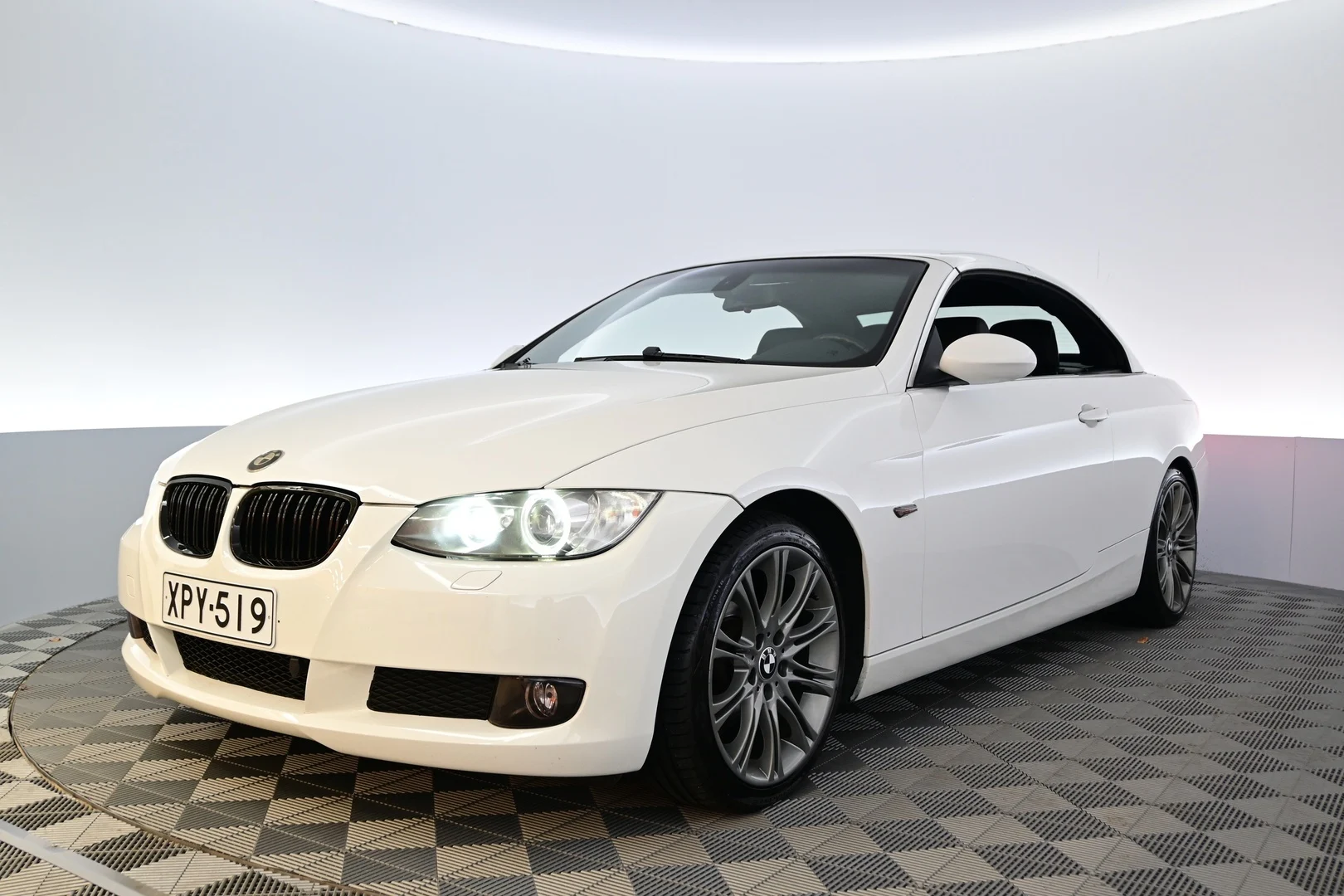 Car Image - aAPX3ZTVSTD913xkr6X7H