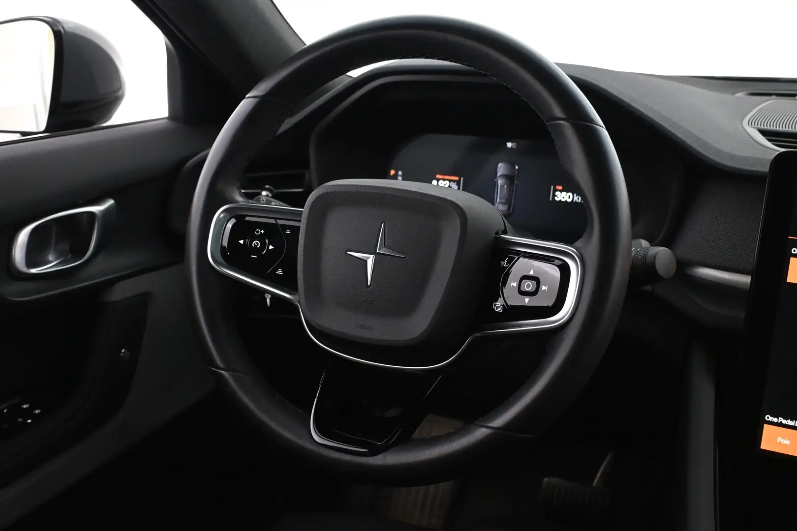 Car Image - 5f4bNKeGCuXDfyvrudEXtV