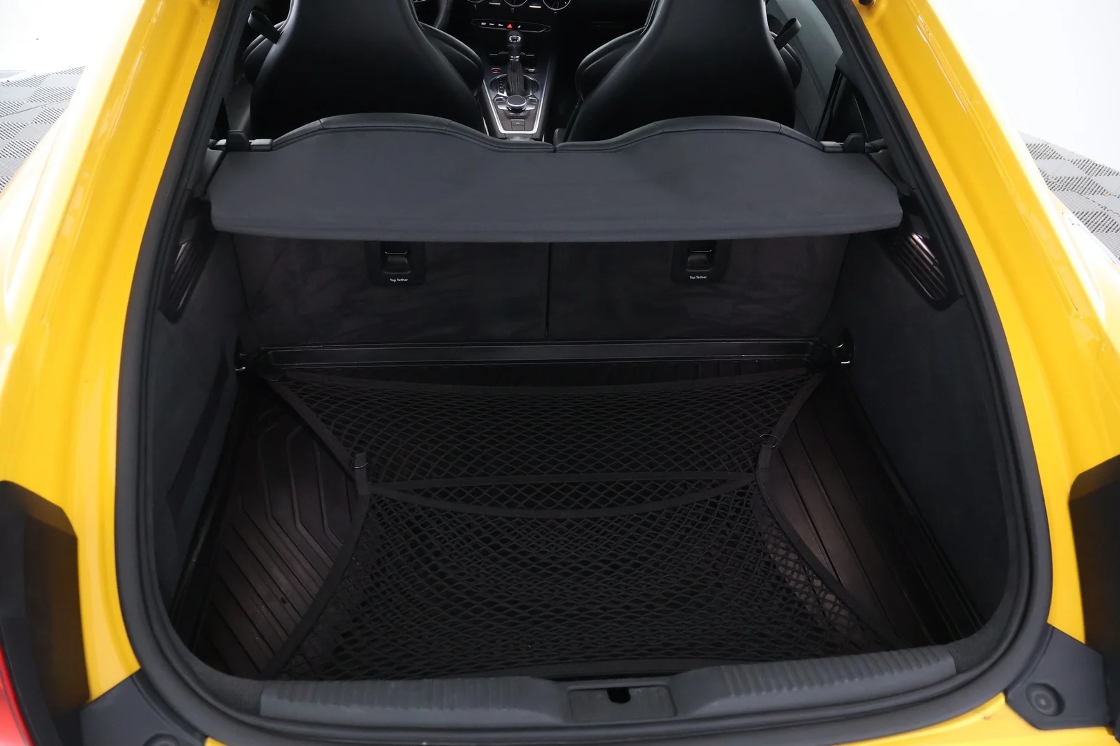 Car Image - 4zQcnaOtAqHMuc9yDZLnuM