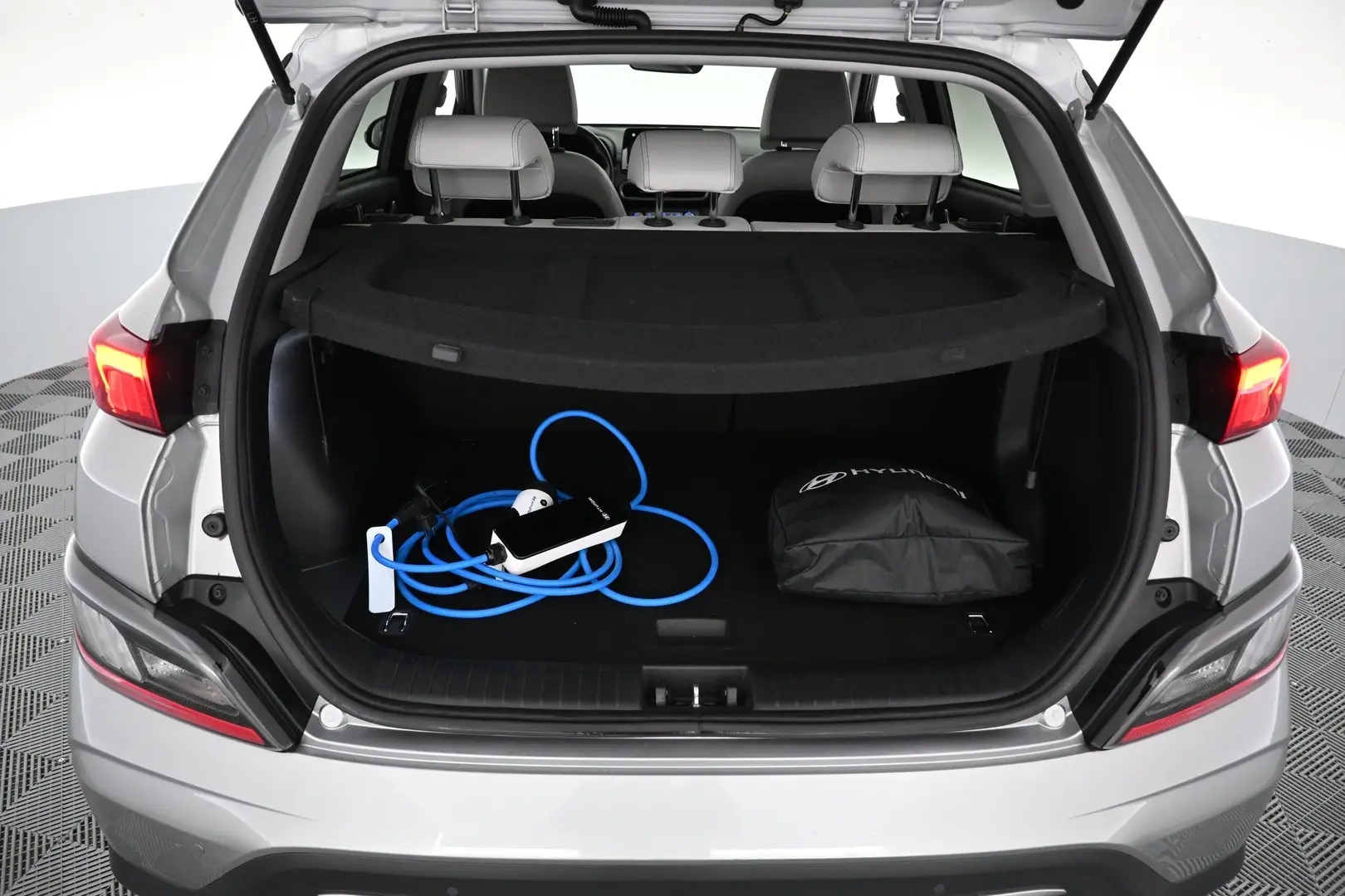 Car Image - 4eG9CVeGkEkZfXiSs9JIp6