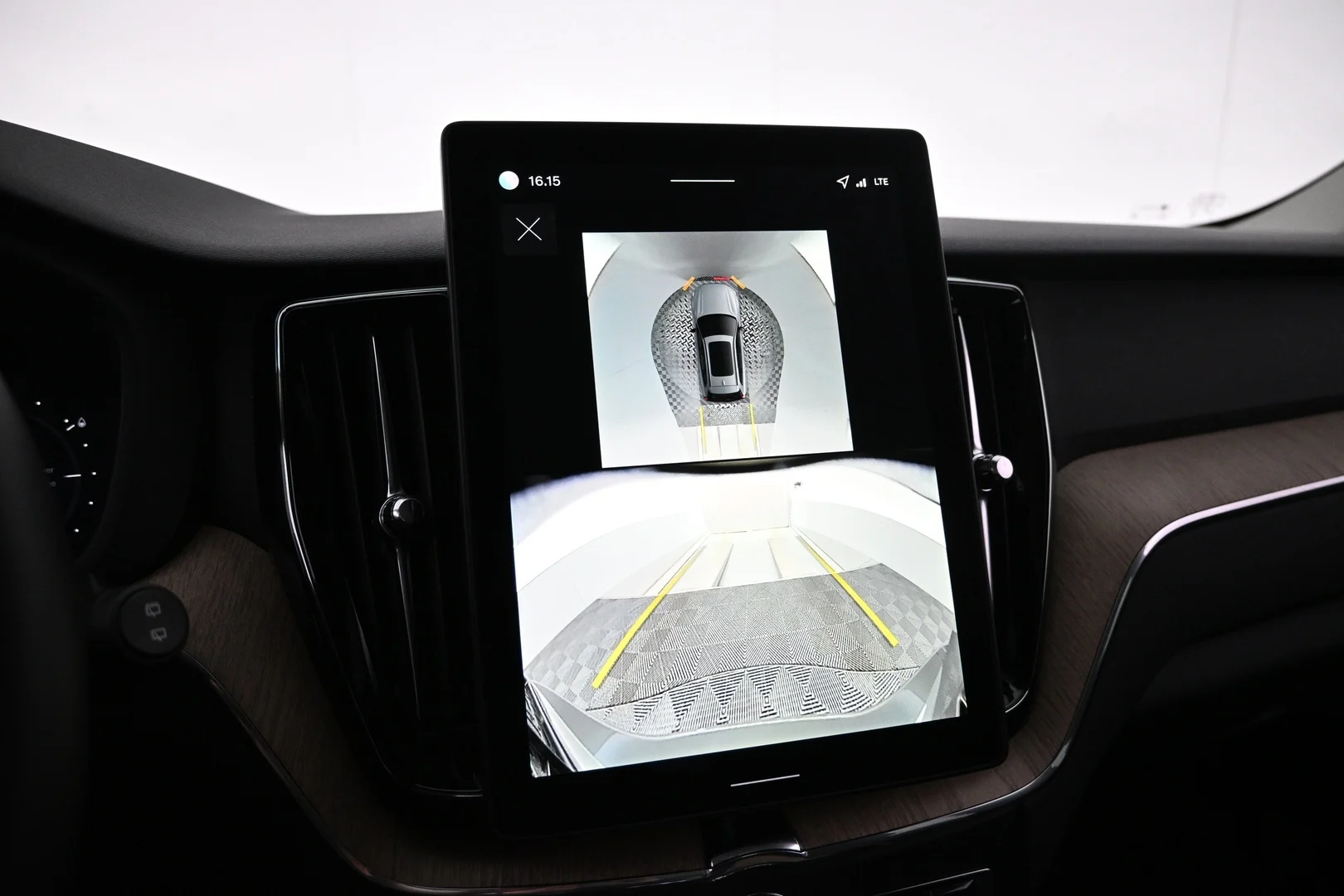 Car Image - 2Ts7LqrkcW1aGPR8OdzNBJ