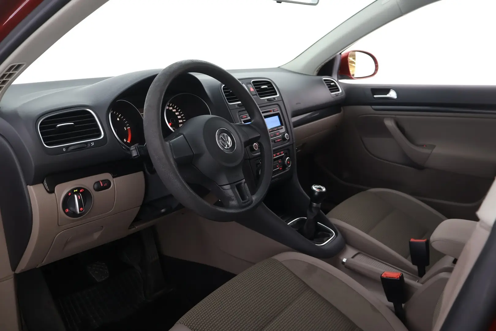 Car Image - 2e7UQiQIBeIVXUiYVc9kN7