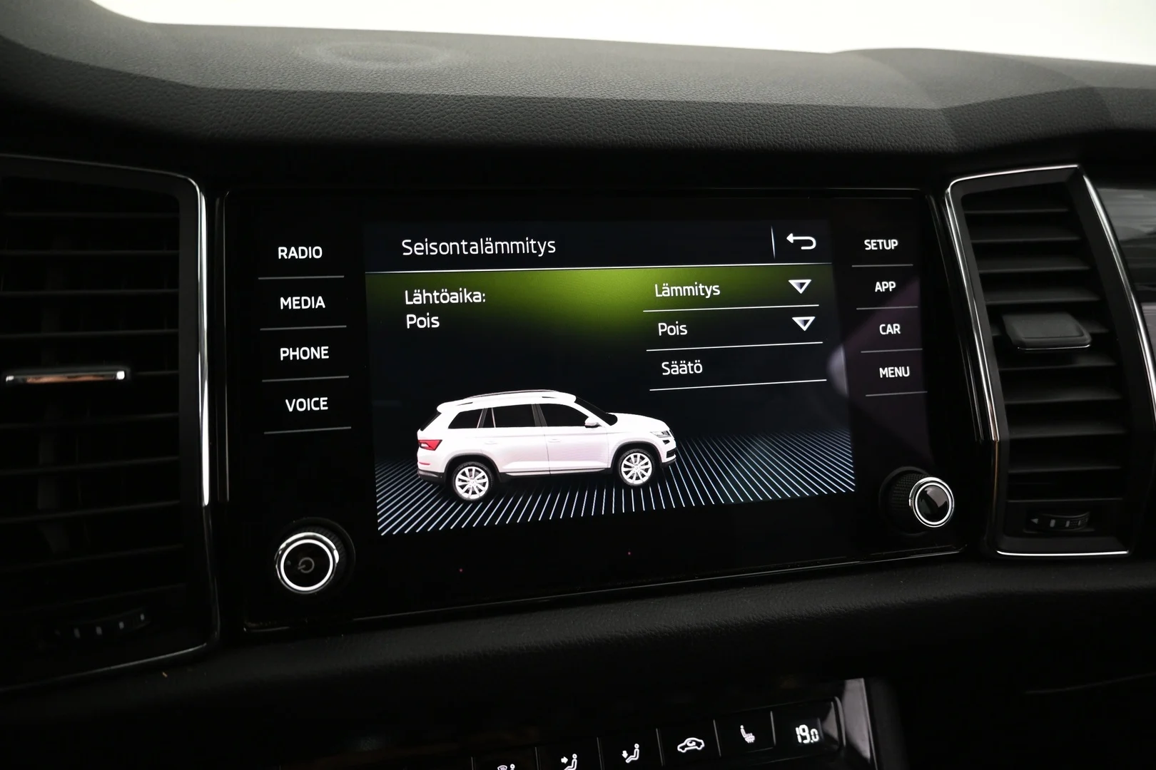 Car Image - 78qsuQZrU1wjsuHtzvtKcH