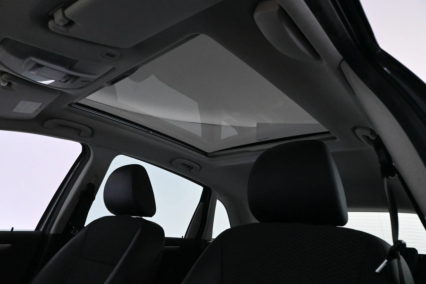 Car Image - 5FVpvTQEGDXLWurnyleZp9