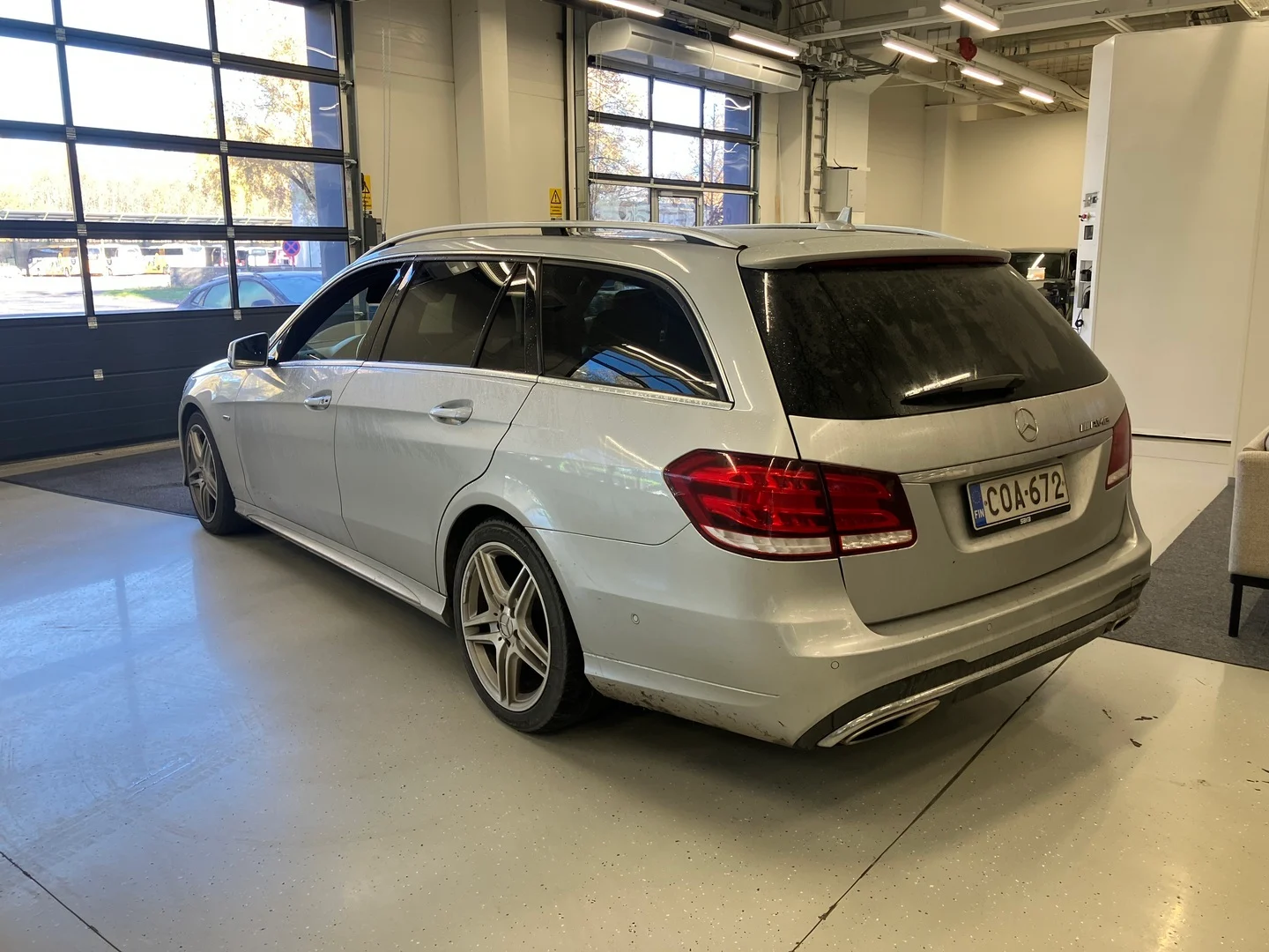 Car Image - 4hXeWDxs17lh4Zc8OuEnjM
