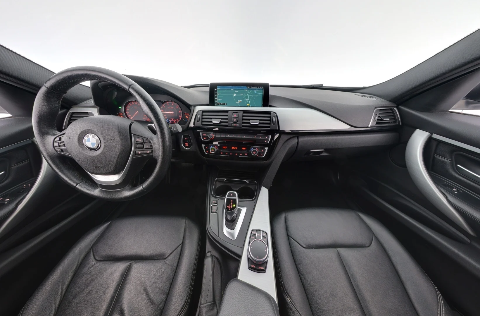 Car Image - 2PePGGr17ddXqiCfHCcAK2