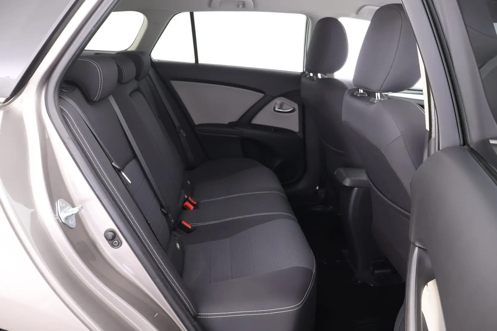 Car Image - 4oCx1q0hn2Om676KLyWuLw