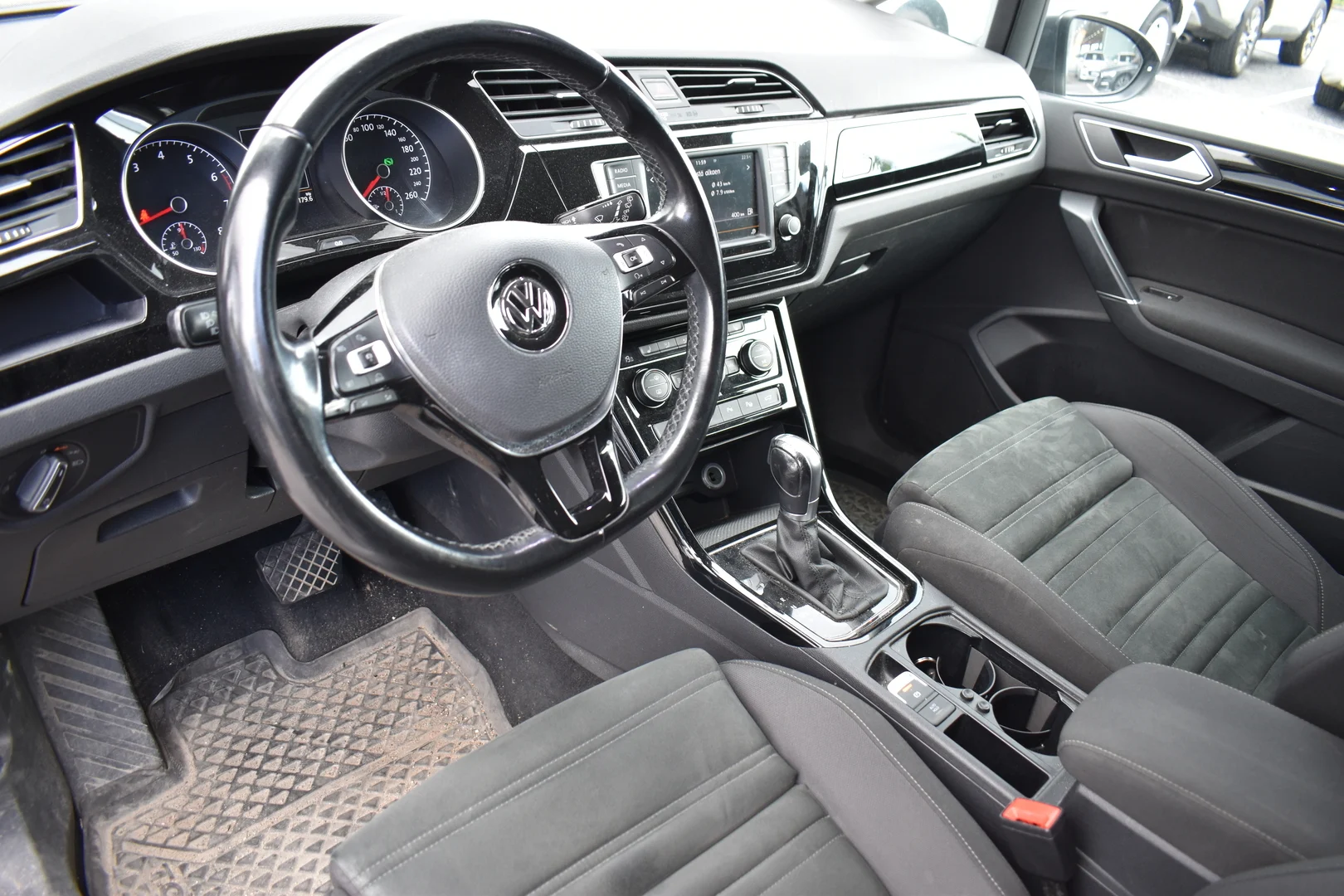 Car Image - 40mTJ0J7heKLc3Pxc8wEUd